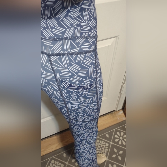 Zyia active leggings for women size 4 - Picture 5 of 7